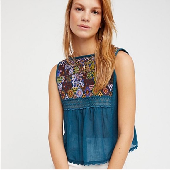 Free People Tops - FREE PEOPLE LOHRI EMBROIDERED TOP (NWT)